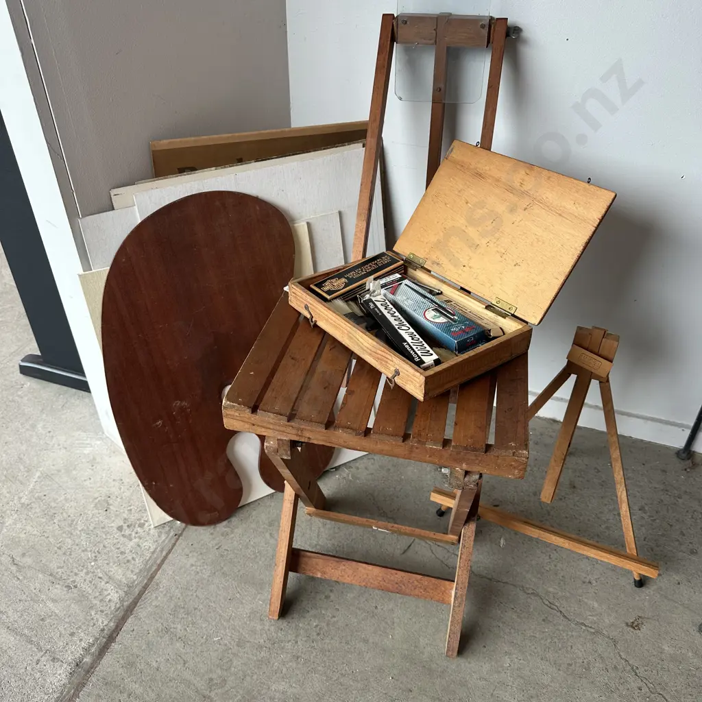 Artist stool, case of bits and canvas etc Image 1++