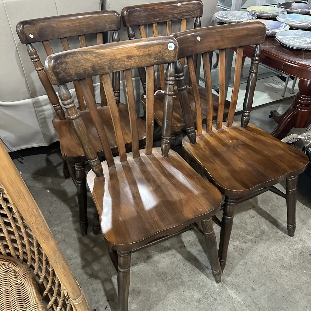 Millbrook furnture set of 4 native wooden chairs Image 1++