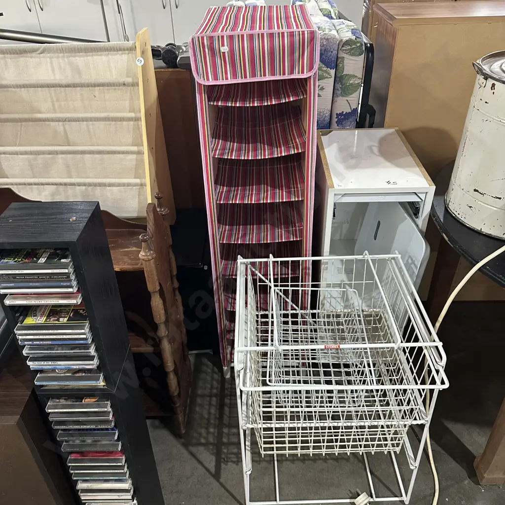shoe shelf, wire baskets and kitchen part Image 1++