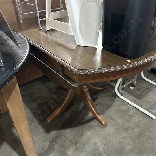 pedistal dining table