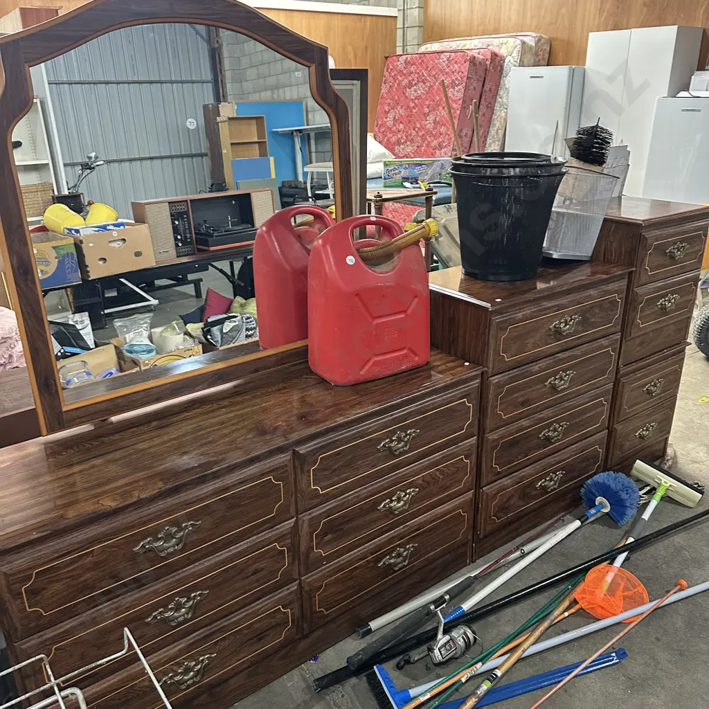 4pc bedroom suite Image 1++