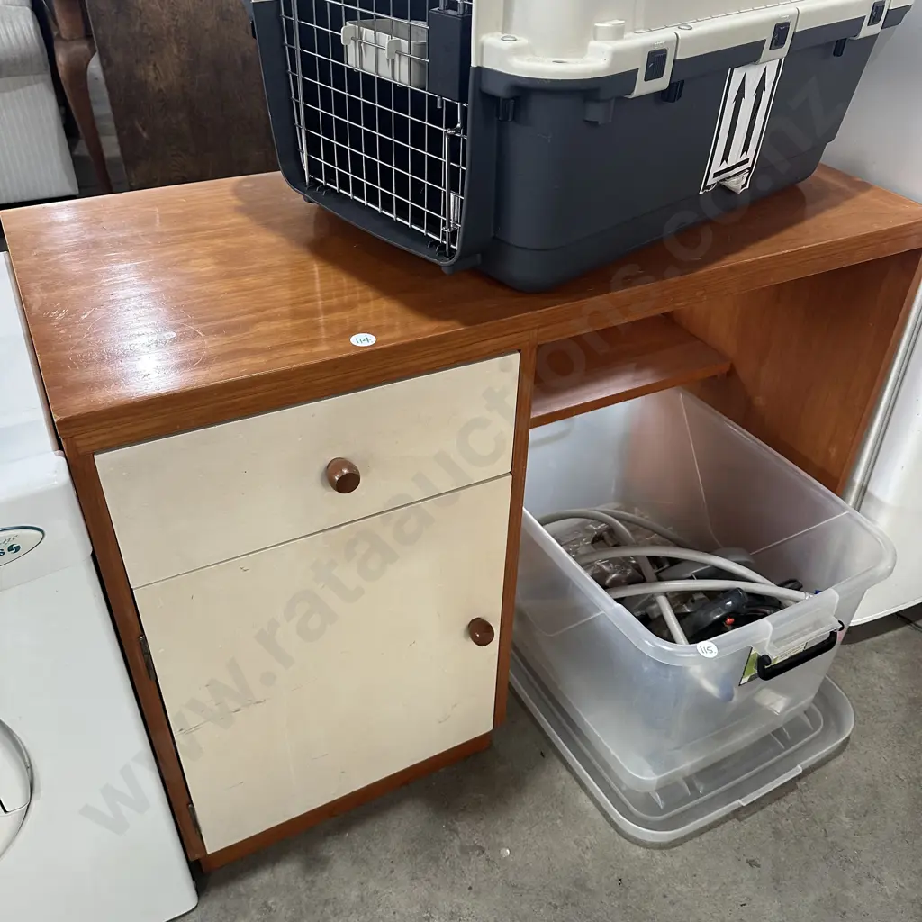 solid Pine desk Image 1++