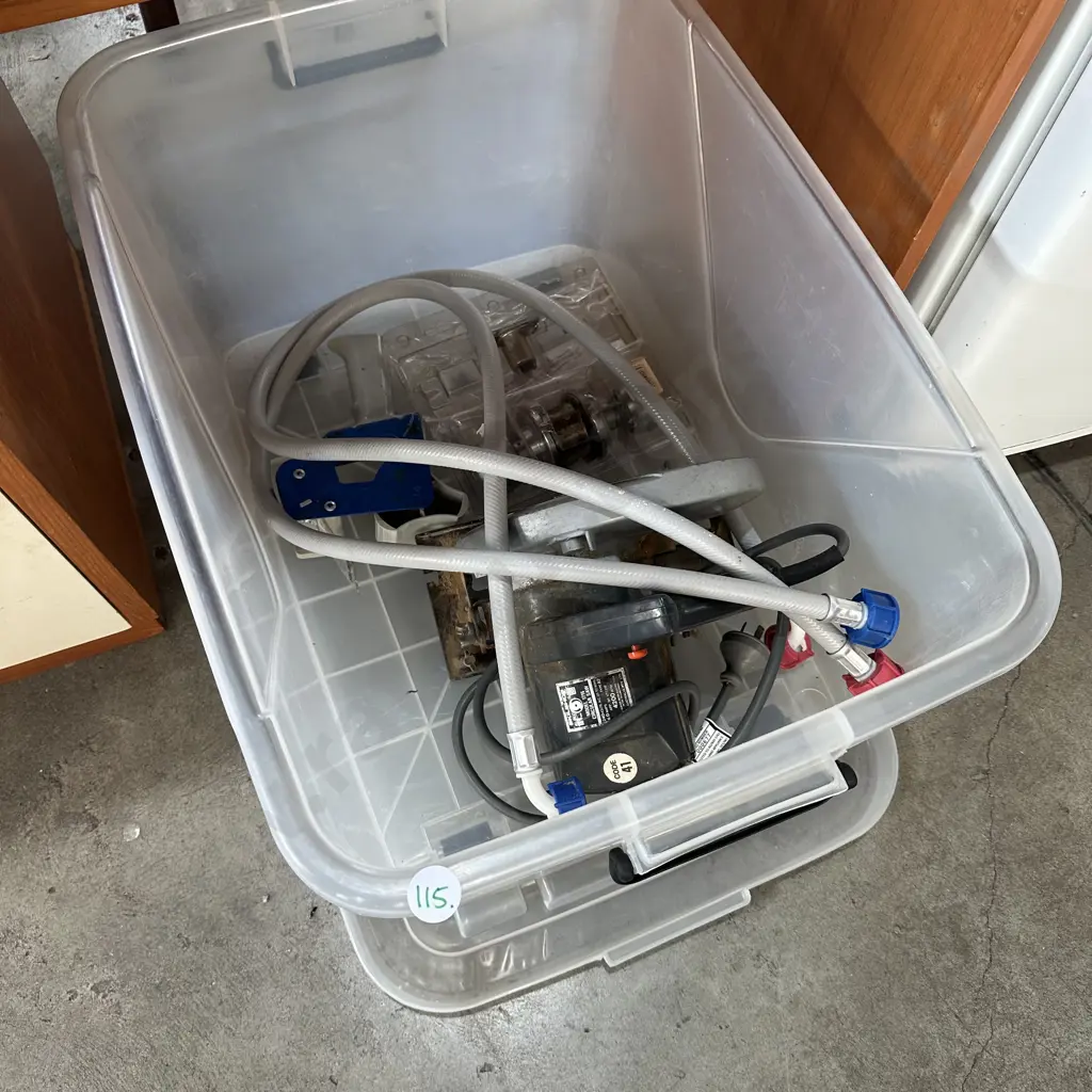 Bin inc skilsaw etc Image 1++