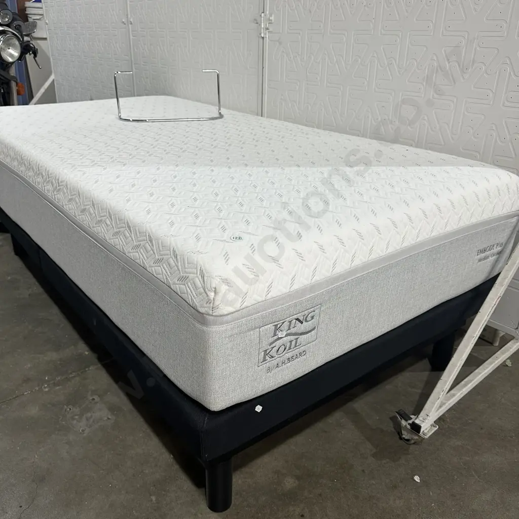 Very expensive King Koil electric bed (embody plus) Image 1++