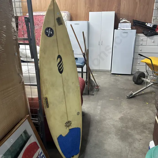 Ralph Blake sufrboard no fins 6''