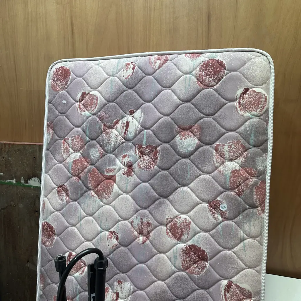 tidy single bed Image 1++