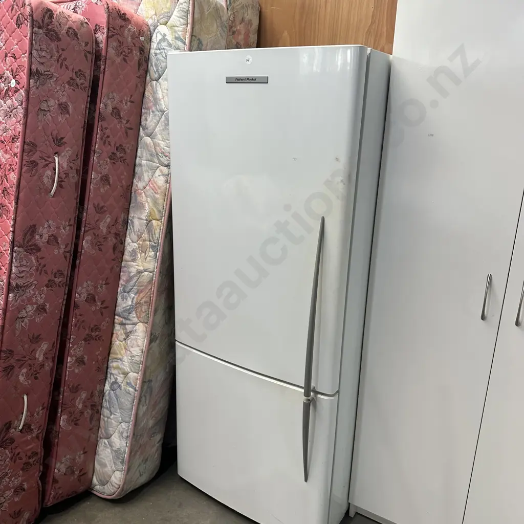 fridge freezer Image 1++