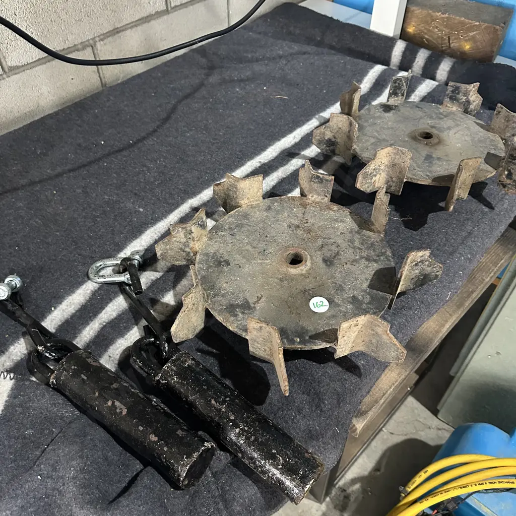 Pr weights and cultivator wheels? Image 1++