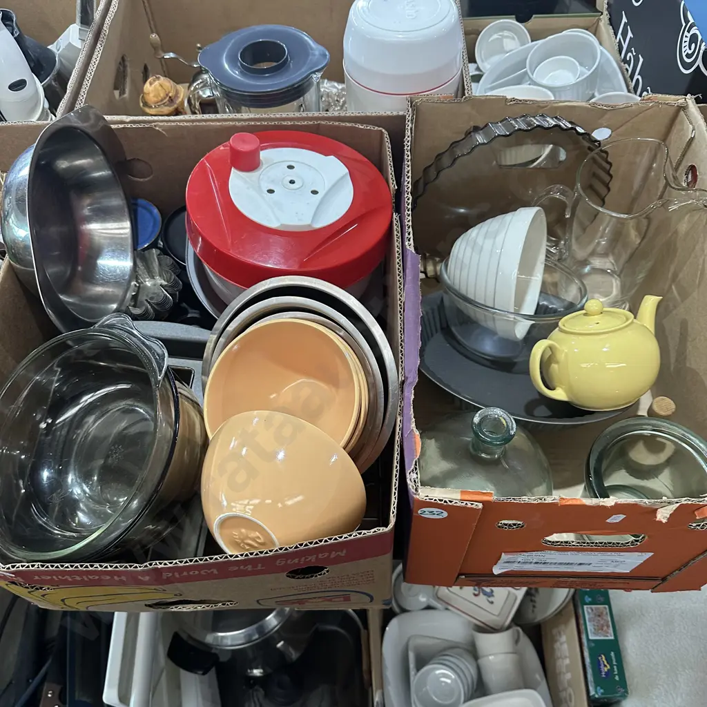 Two boxes mixing bowls, baking, water jug etc. Image 1++