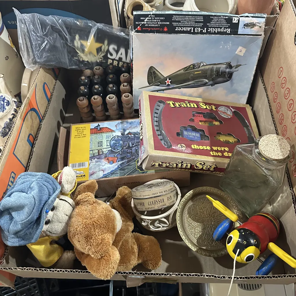 Box of toys including buzzy bee. Image 1++