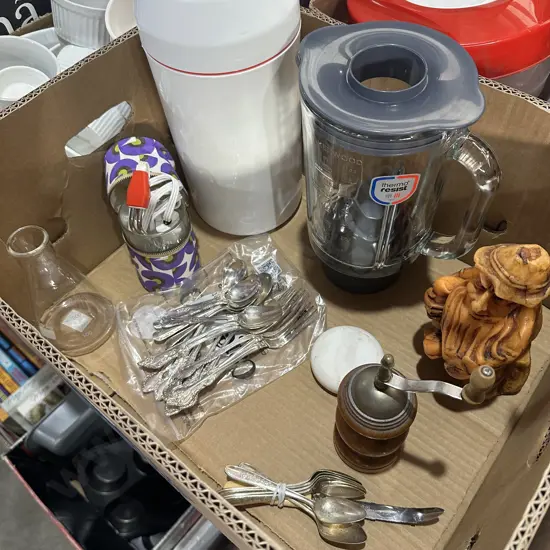 Yoghurt maker, kenwood attachment, cutlery etc.