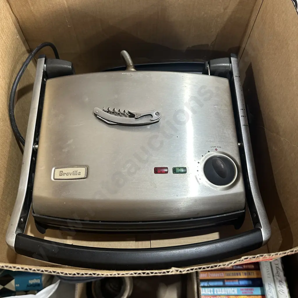 Breville electric grill plus pocket knife. Image 1++