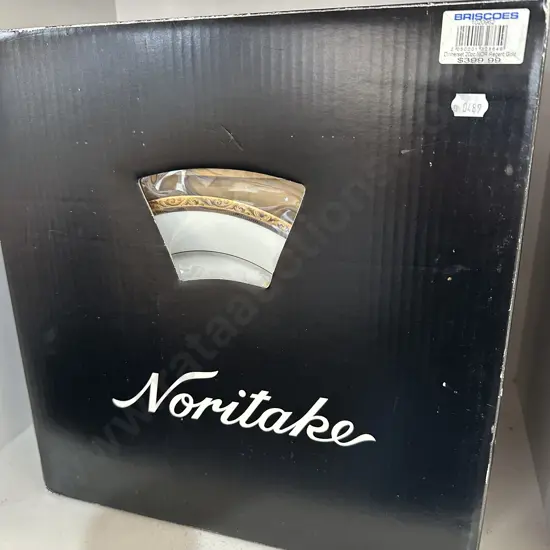new Norataki 20pc dinner service