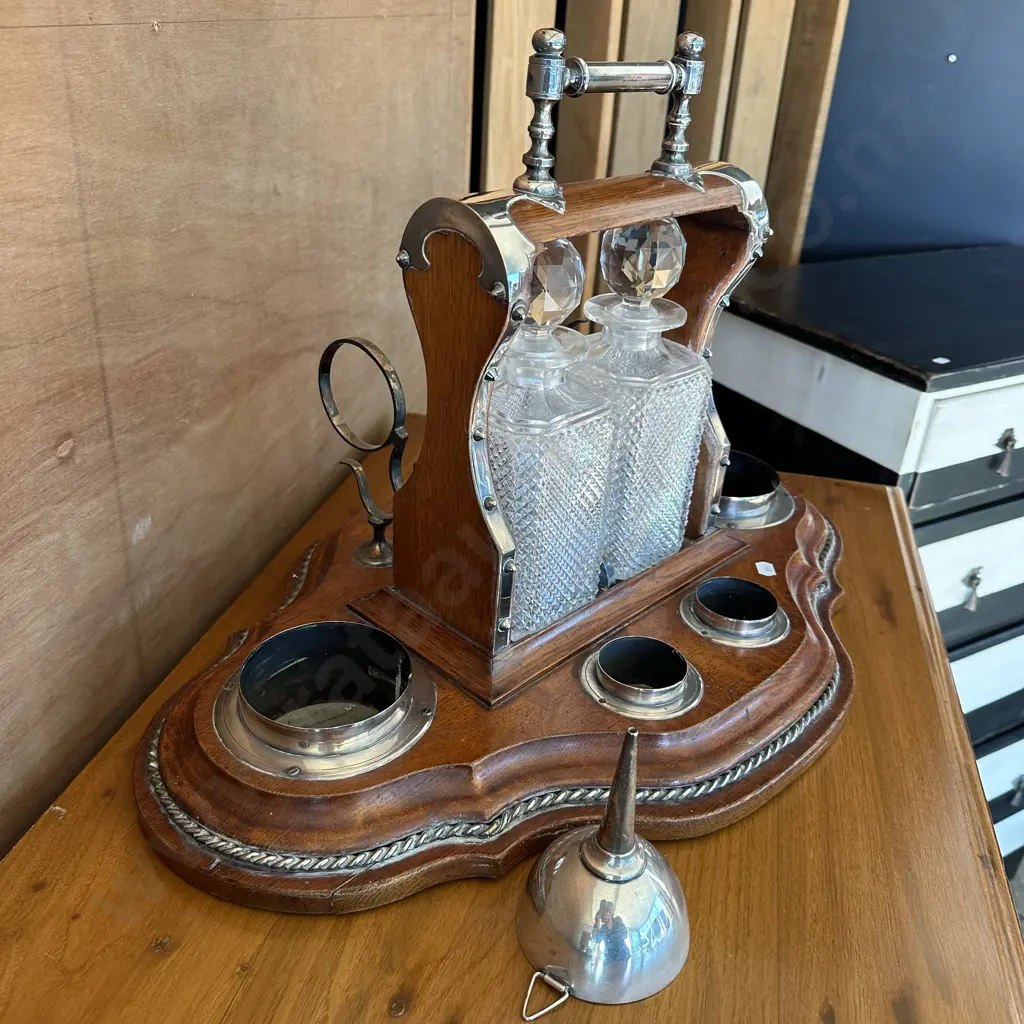 Twin decanter tantalus with wine bottle & wine glass provision on large 58cm base, plus sieve Image 1++