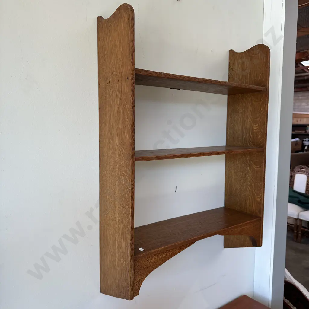 Oak wall shelf 800 x 580 Image 1++