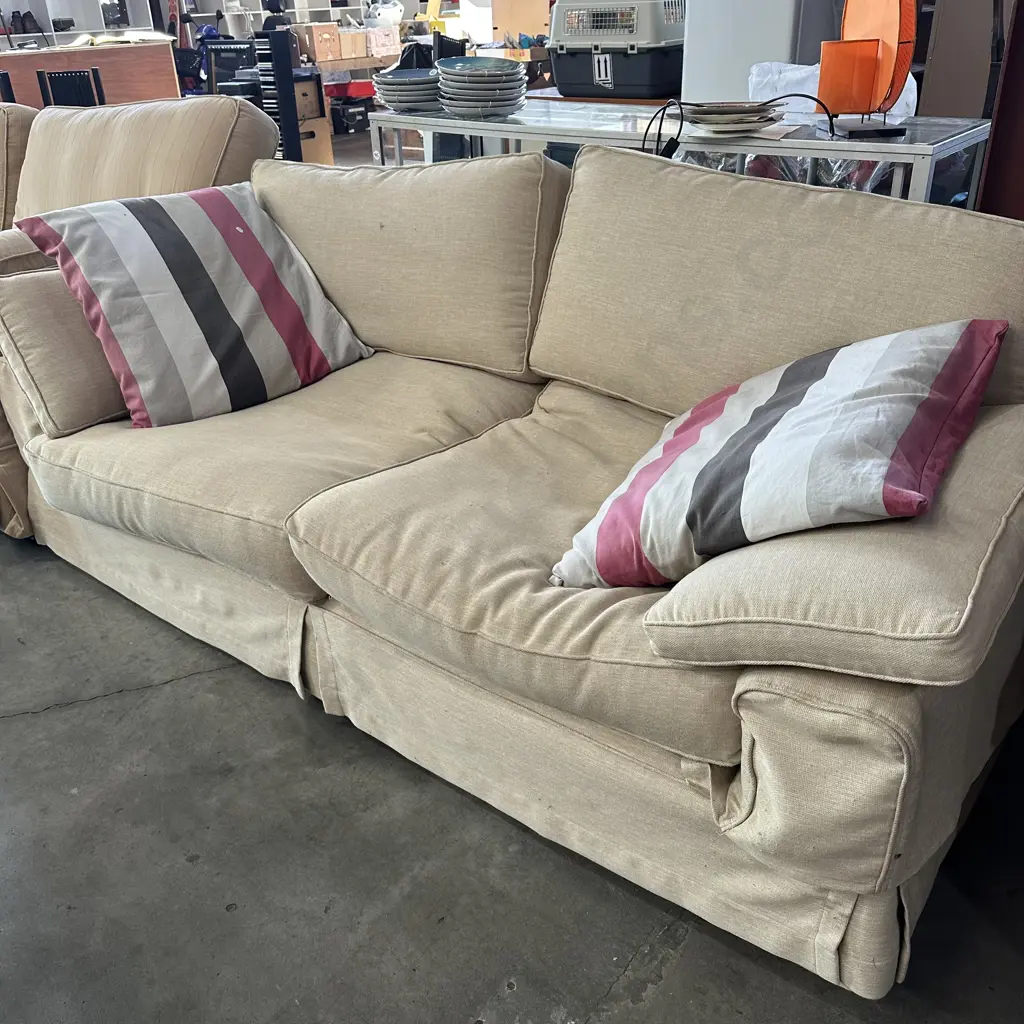 Large lazy Saturday sofa 2.1m Image 1++