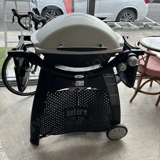 Weber Q - good used condition