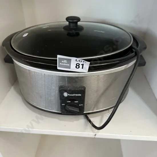 Slow cooker
