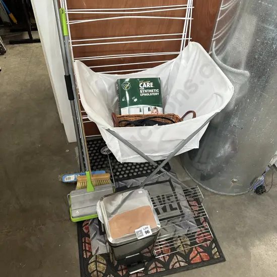 Laundry, cleaning items etc