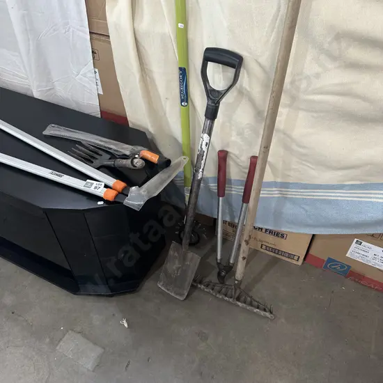 Selection garden tools