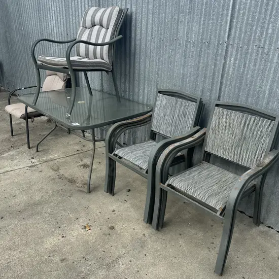 Outdoor suite- rough