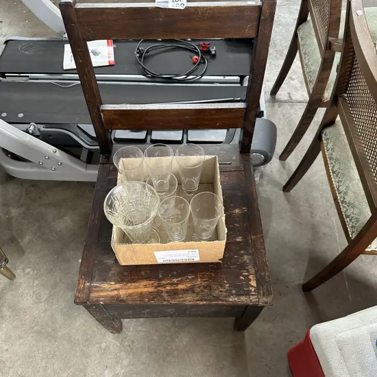 Comode chair and glassware