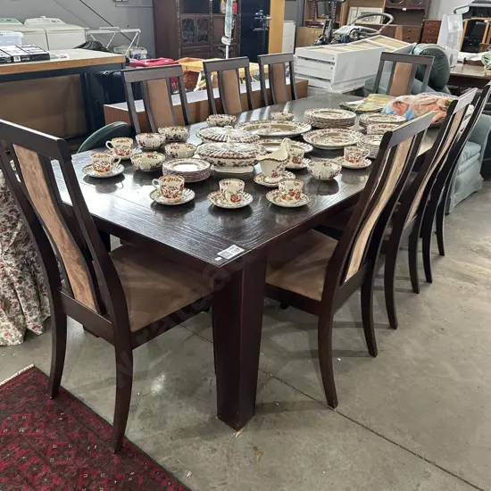 Oak table and 8 chairs