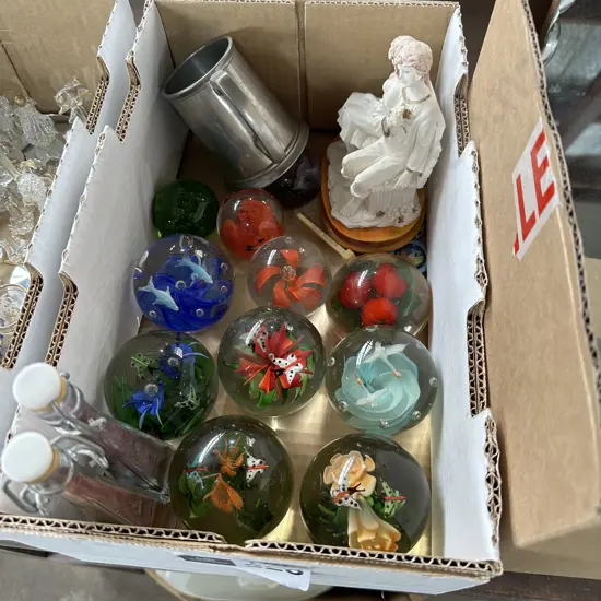 Paper weight collection