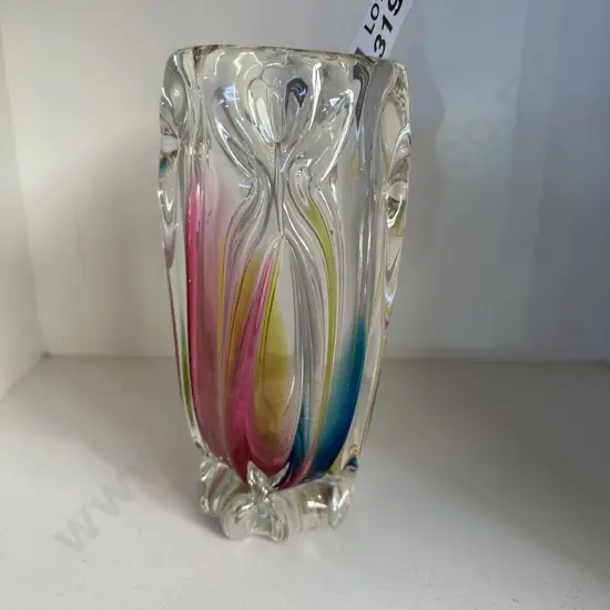 HINERI art glass