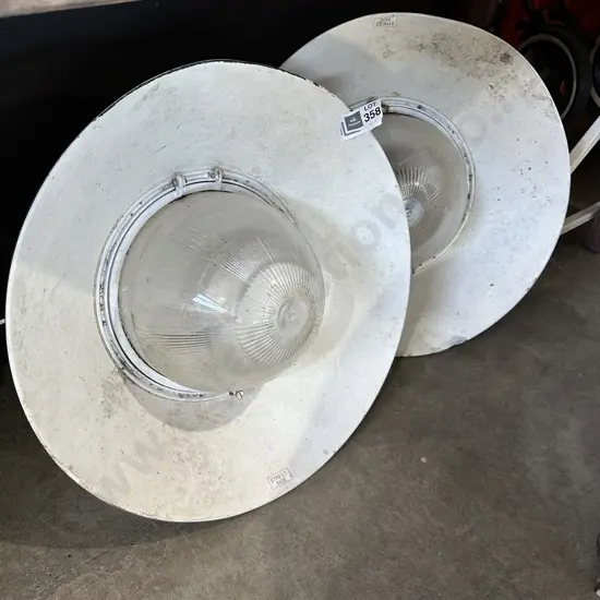 Pr vintage street lamps