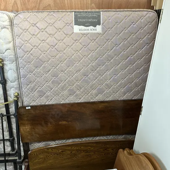 Double matteress with Oak ends