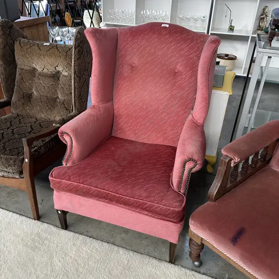 Wingback lounge chair