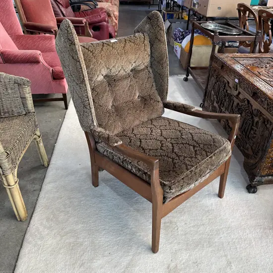 Mid-Century wing back chair CINTIQUE