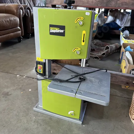 Small bandsaw
