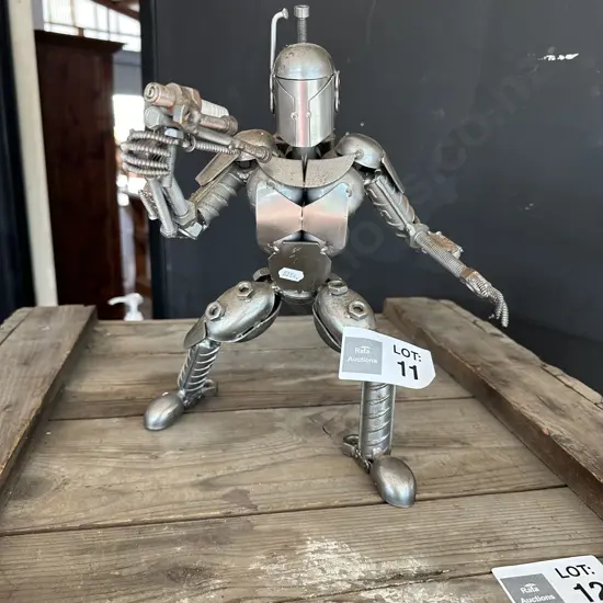 Metal figure