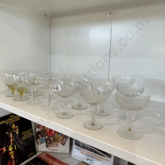glasses inc vintage Champagne