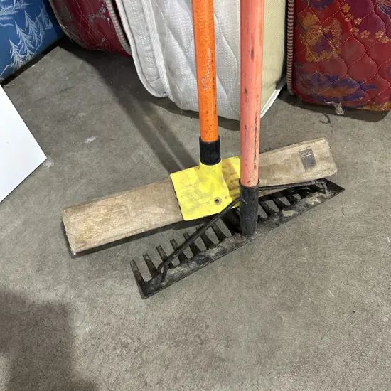 rake broom