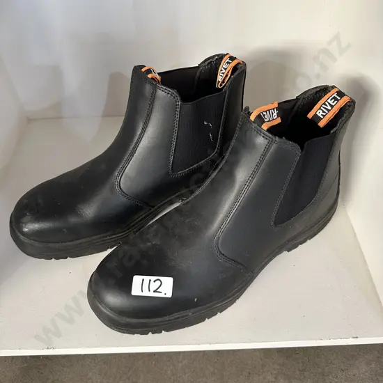 As new size 13 boots