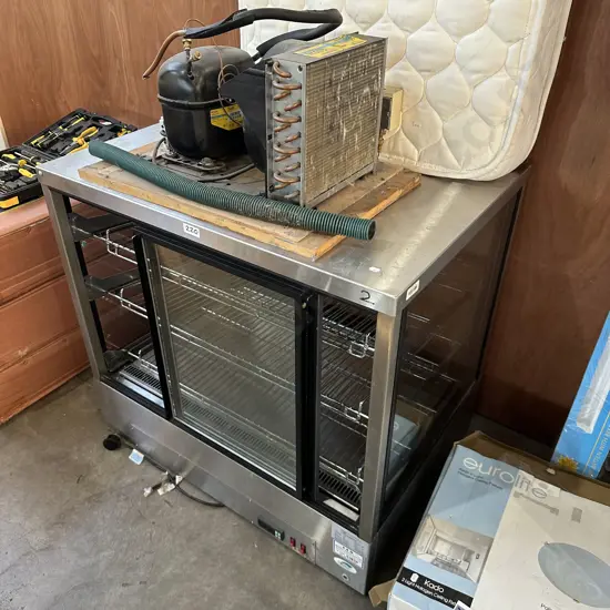 bench top fridge display