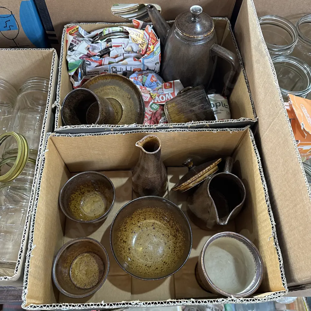 Mapua pottery Image 1++