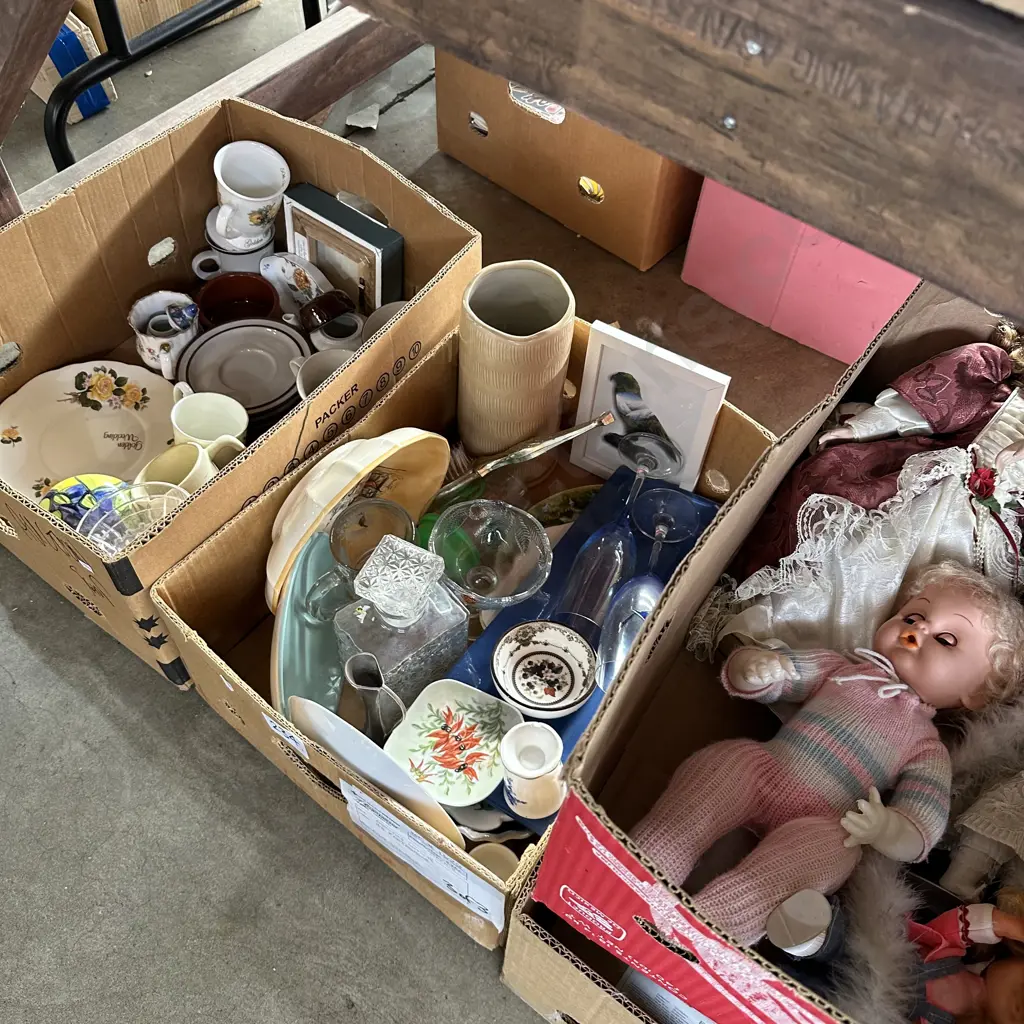 4 boxes inc doll collection Image 1++