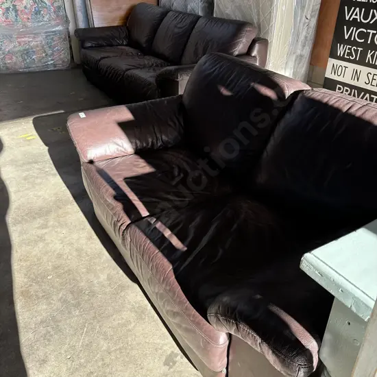 2pc lounge suite-leather (worn)