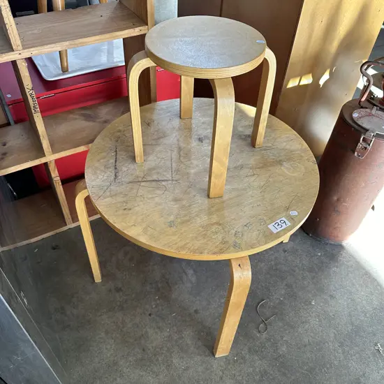 Kids table and stool