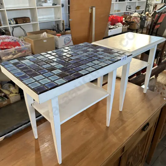 2 side tables