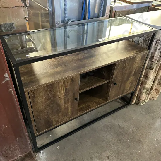 Glass top cabinet