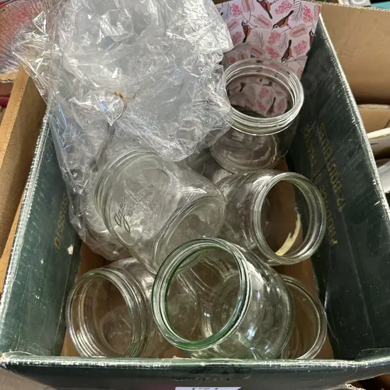 14 1 pint Agee jars plus  new plastic cups