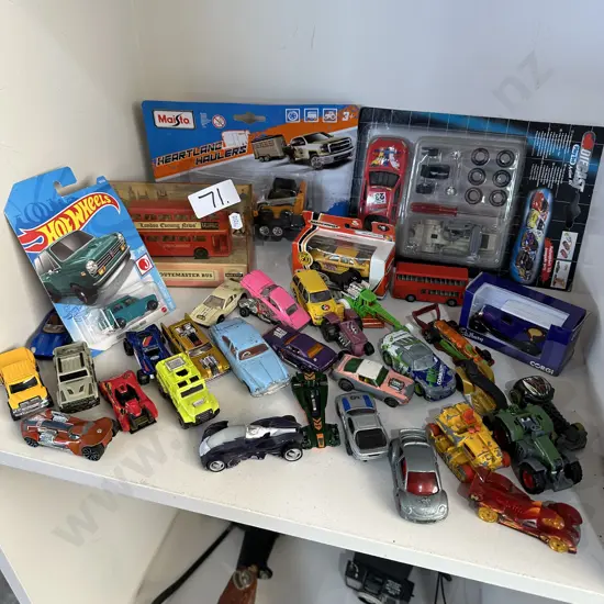 Collection of boxed and loose matchbox cars