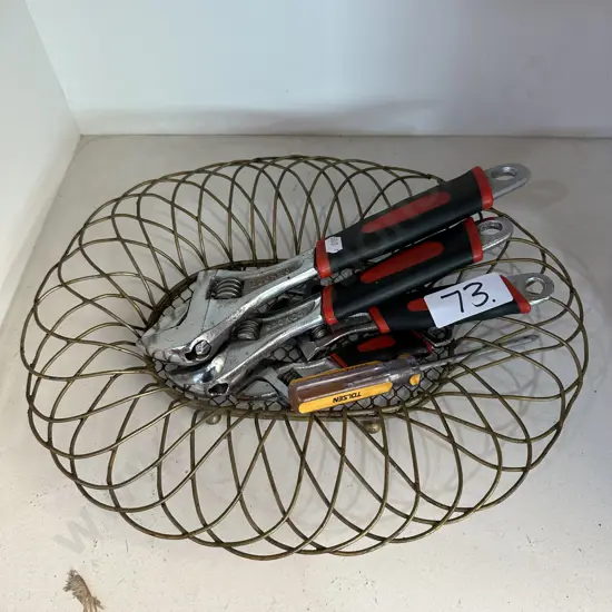 Tools and wire dish