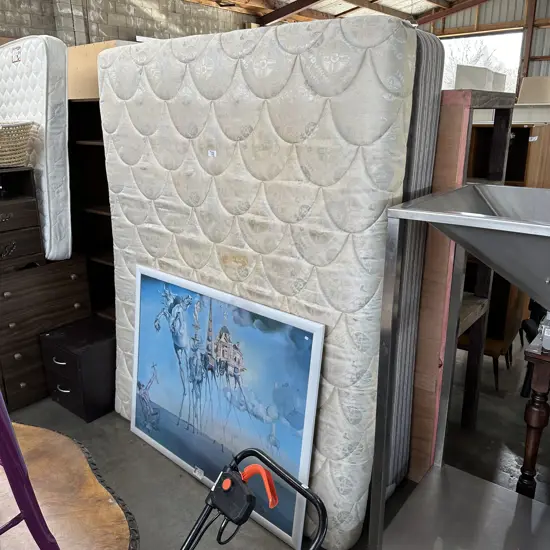 Split base, futon matteress (as is)