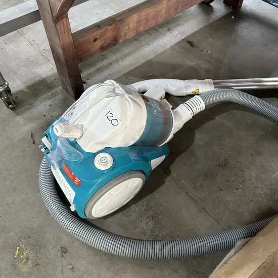 Hoover vac